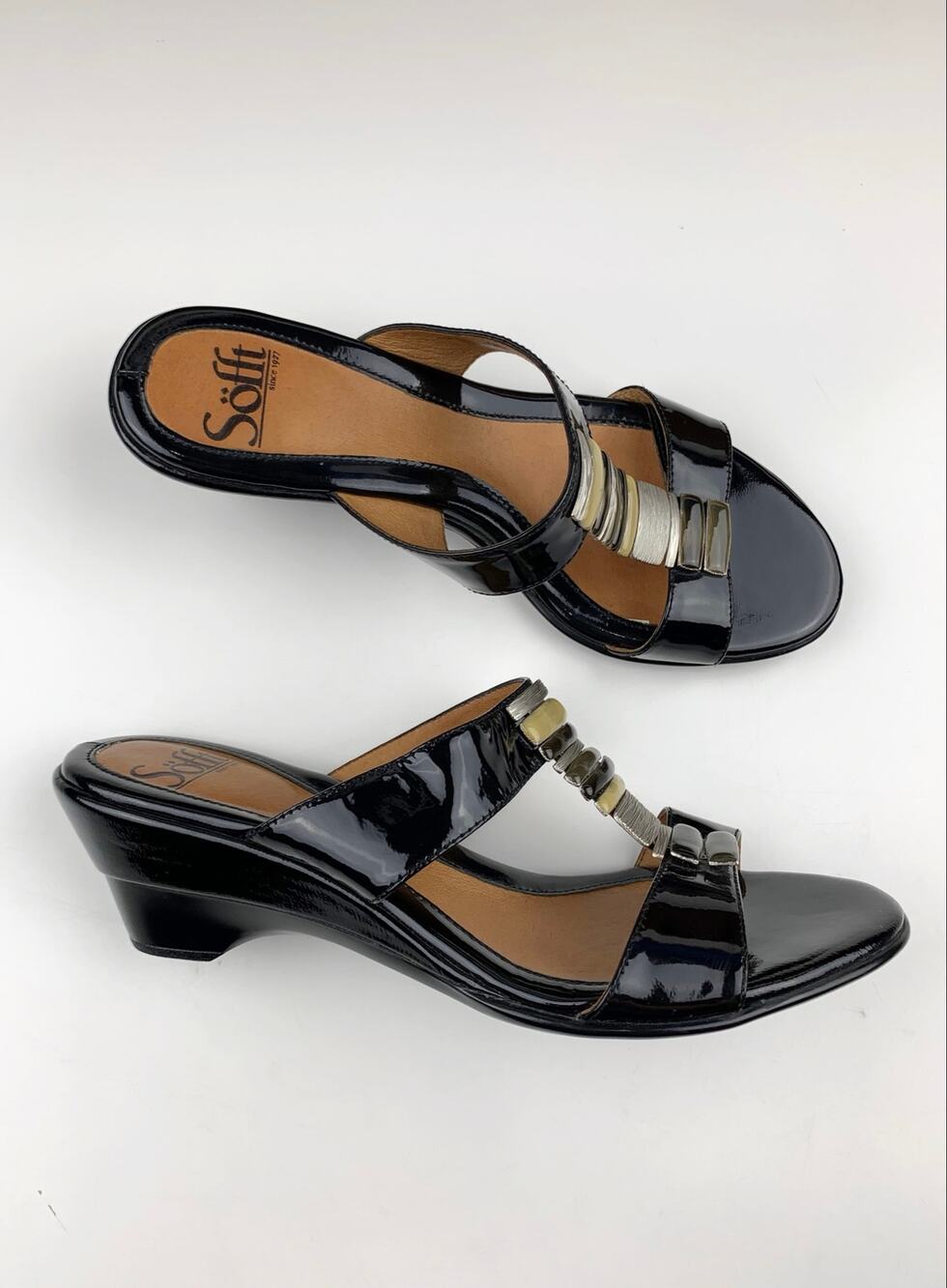 Sofft Sandals Black Patent Leather Strappy Wedge Heels Metallic Strap Womens 7.5
